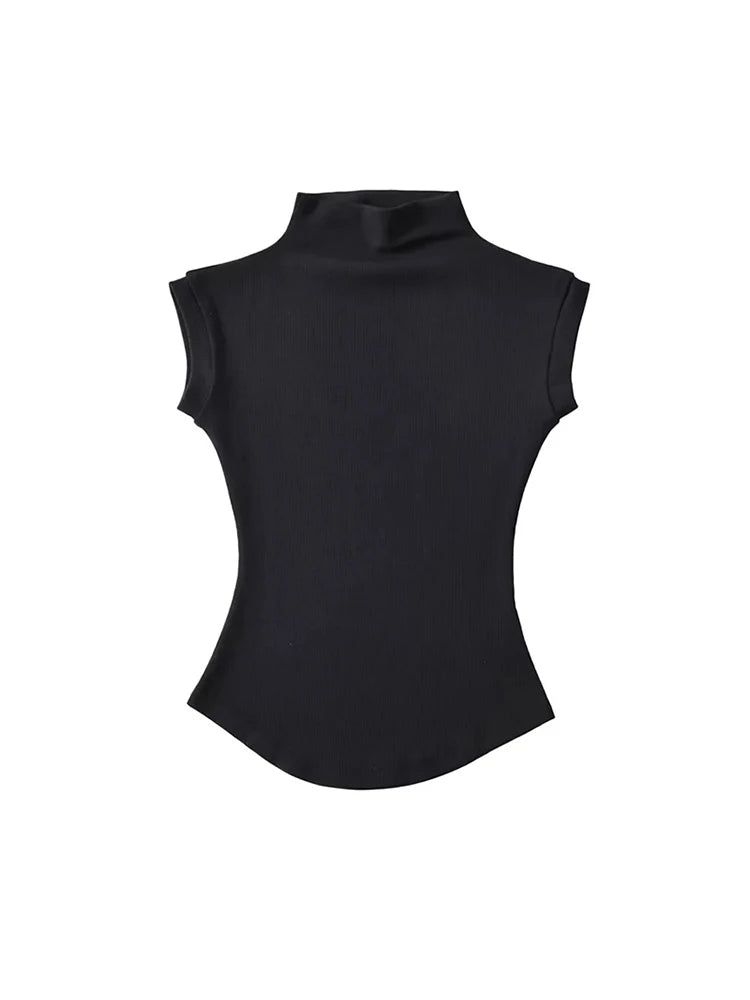 Solenne Top – Classic Sleeveless Turtle Neck