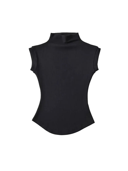 Solenne Top – Classic Sleeveless Turtle Neck
