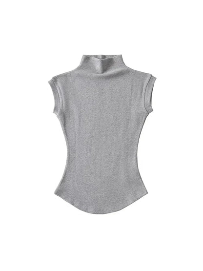 Solenne Top – Classic Sleeveless Turtle Neck