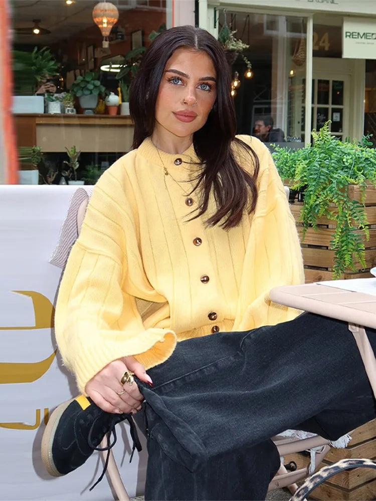 Elara Cardigan – Relaxed Fit Cozy Fall Essential