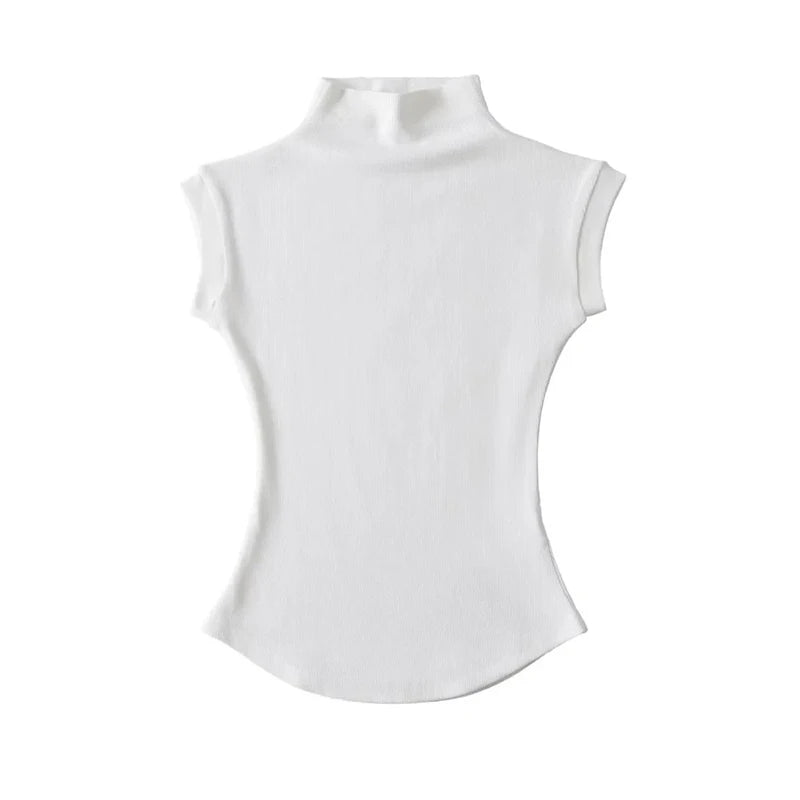 Solenne Top – Classic Sleeveless Turtle Neck